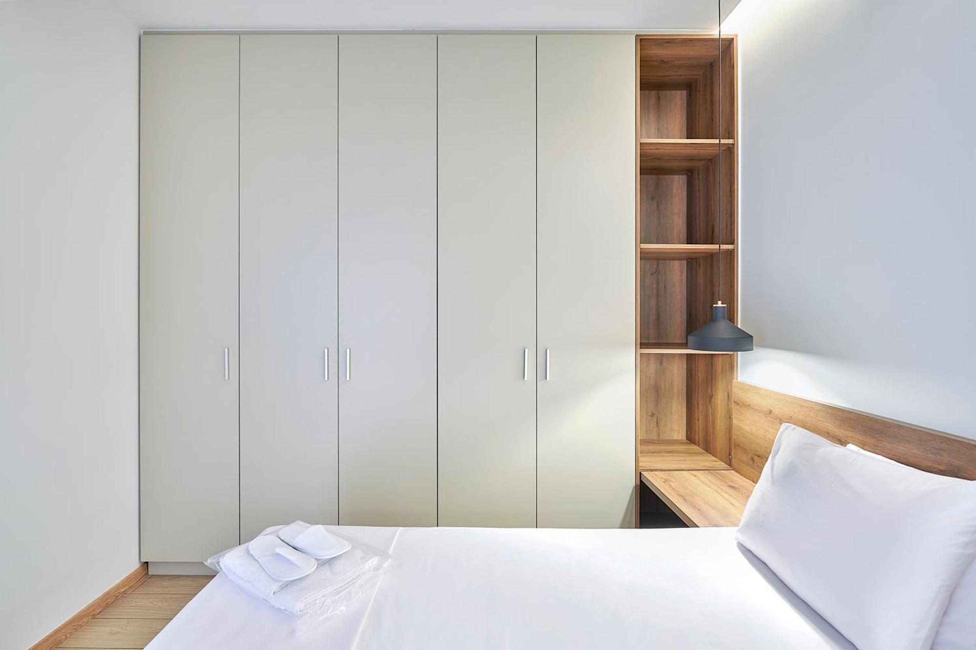 City-Center Apartment In Vibrant Monastiraki, Athen Exterior foto