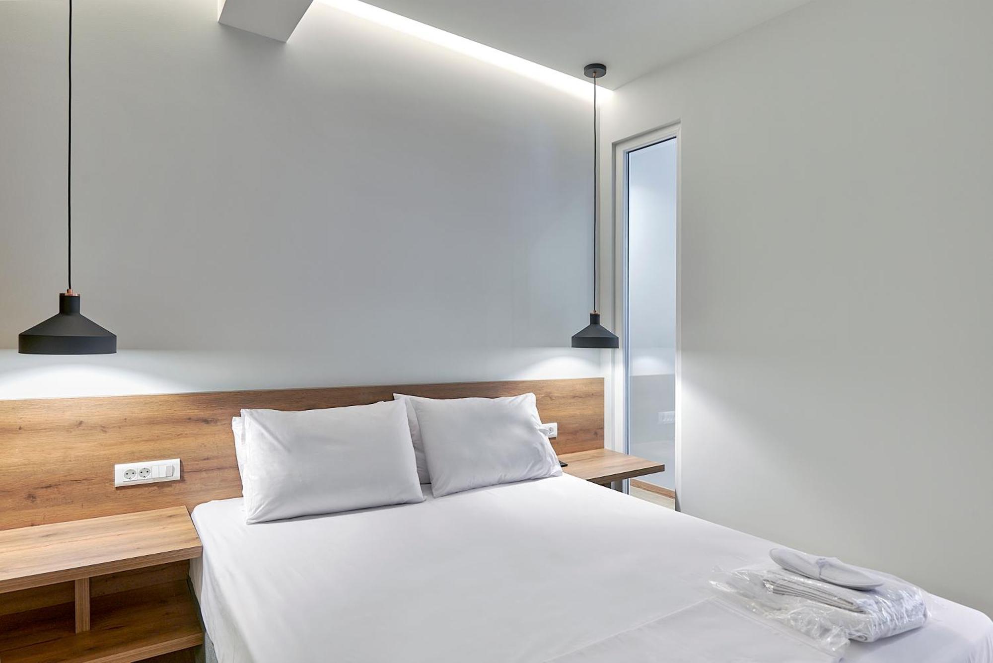 City-Center Apartment In Vibrant Monastiraki, Athen Exterior foto
