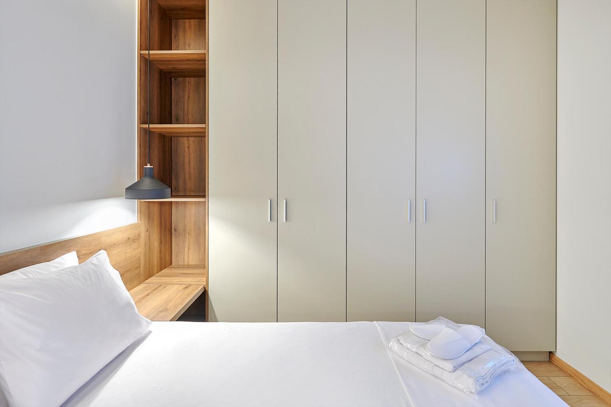 City-Center Apartment In Vibrant Monastiraki, Athen Exterior foto